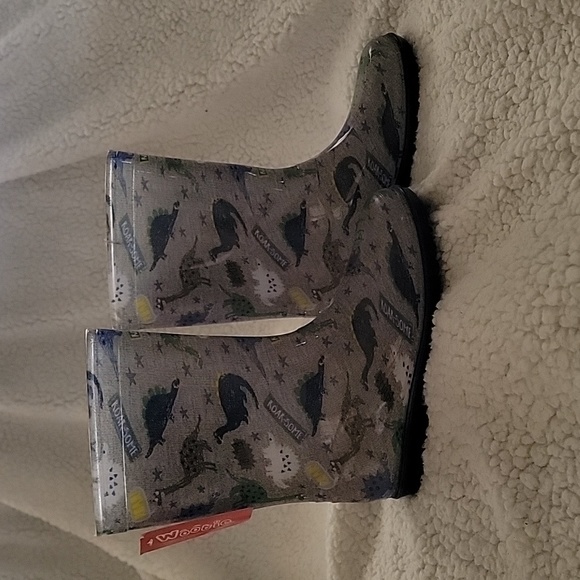 Brand new, with tags,  Wootie rain boots - Picture 2 of 6